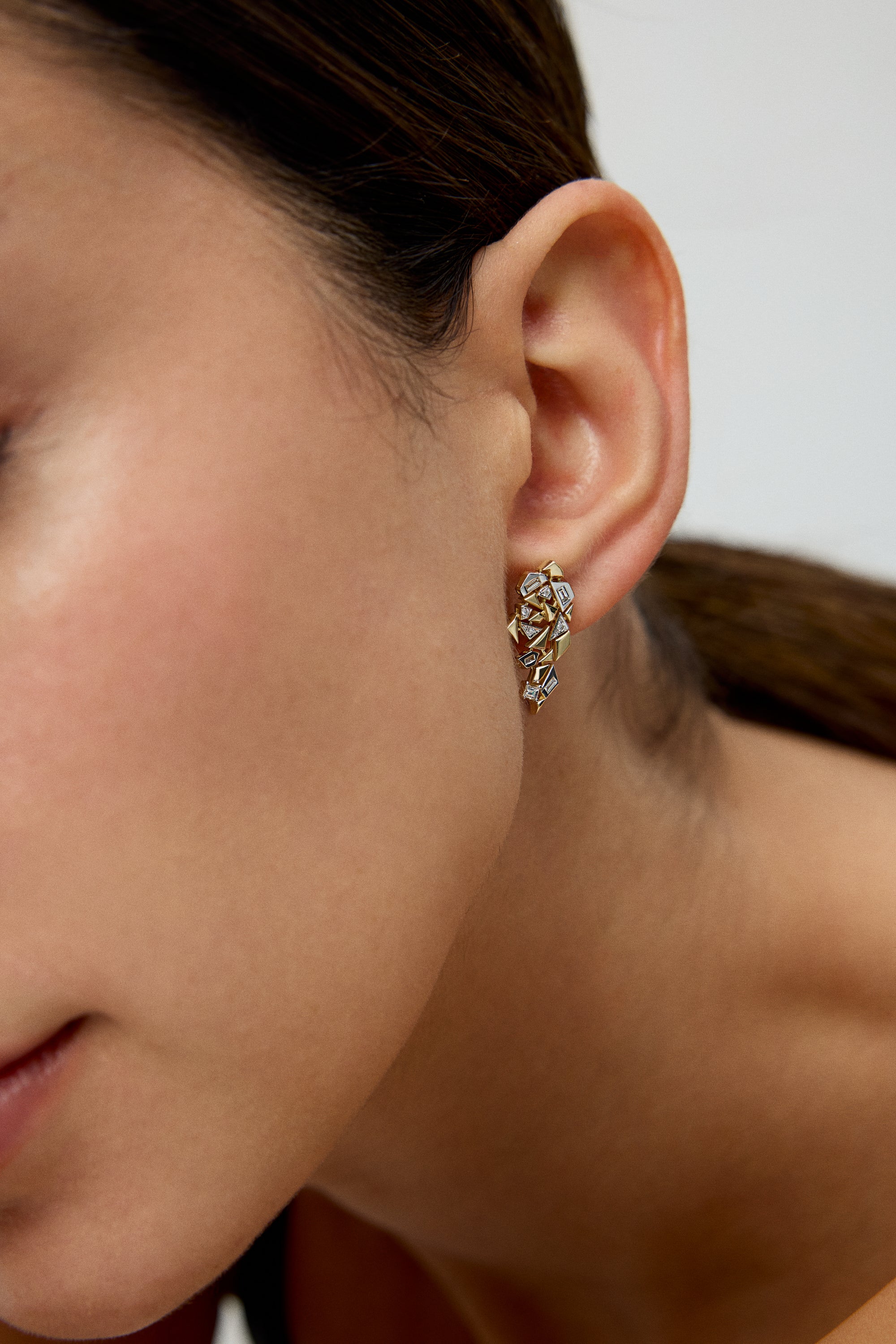 APEX EARRING-2