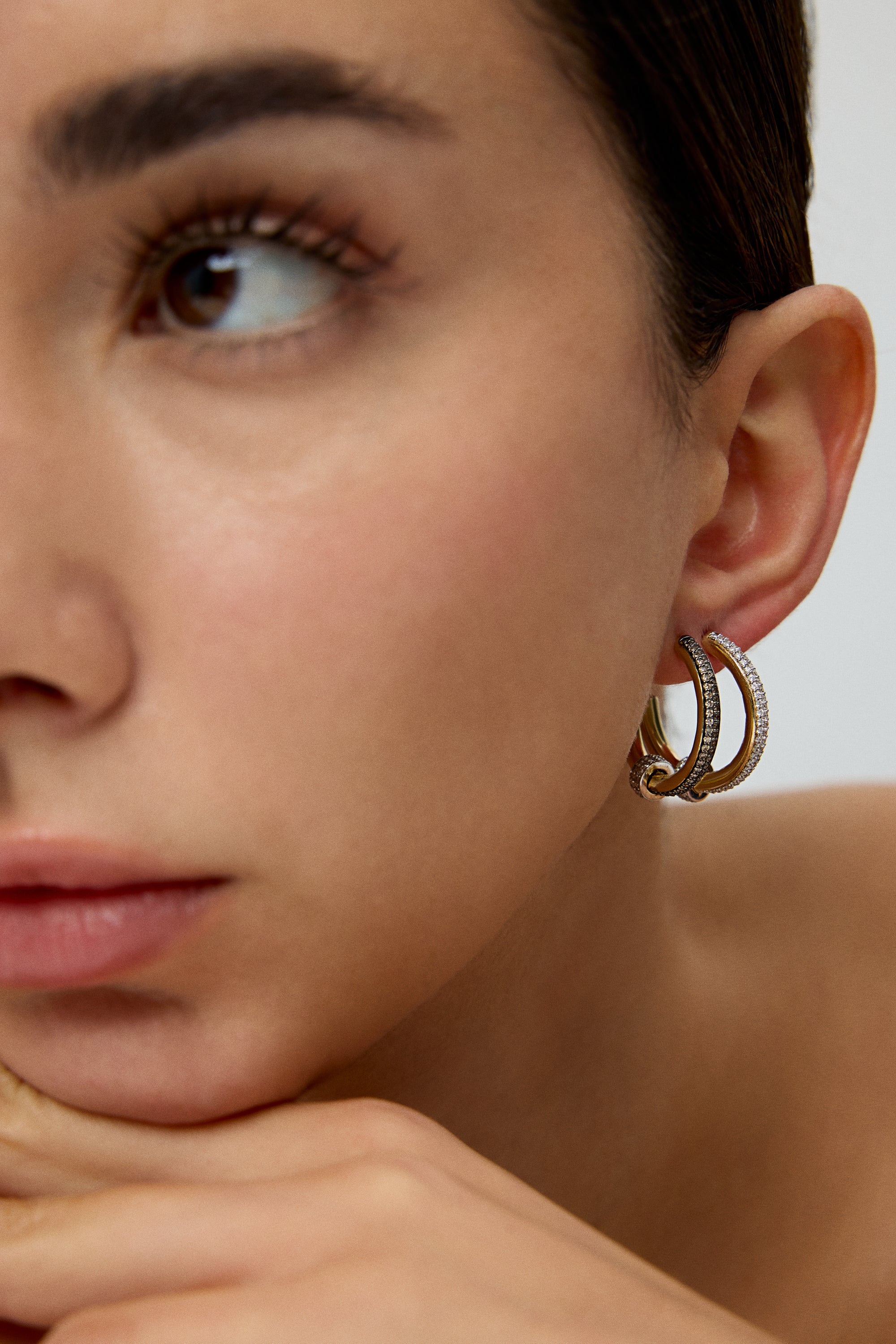 LOOP CHAMPAGNE EARRINGS-4