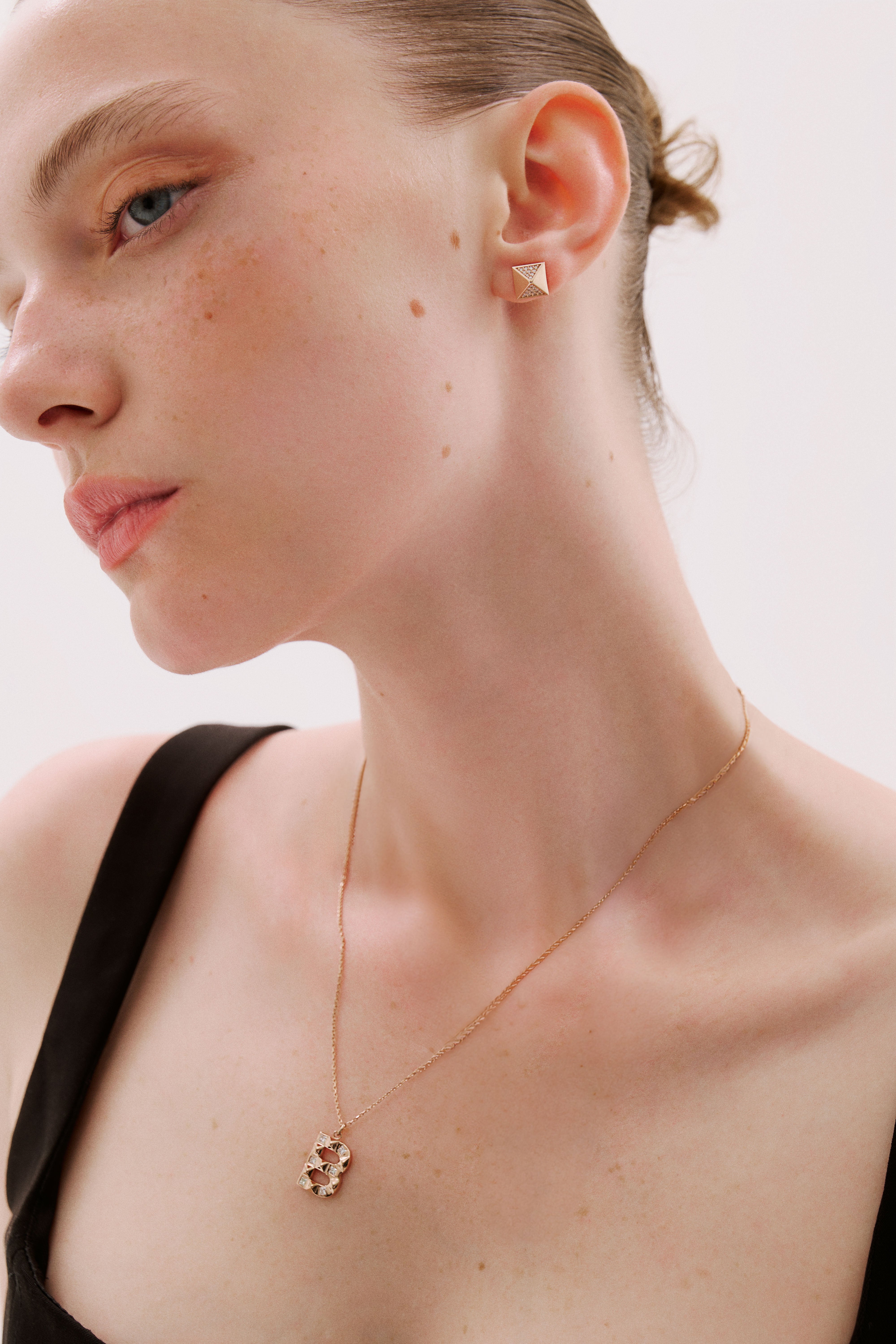 ALPHABET R-2