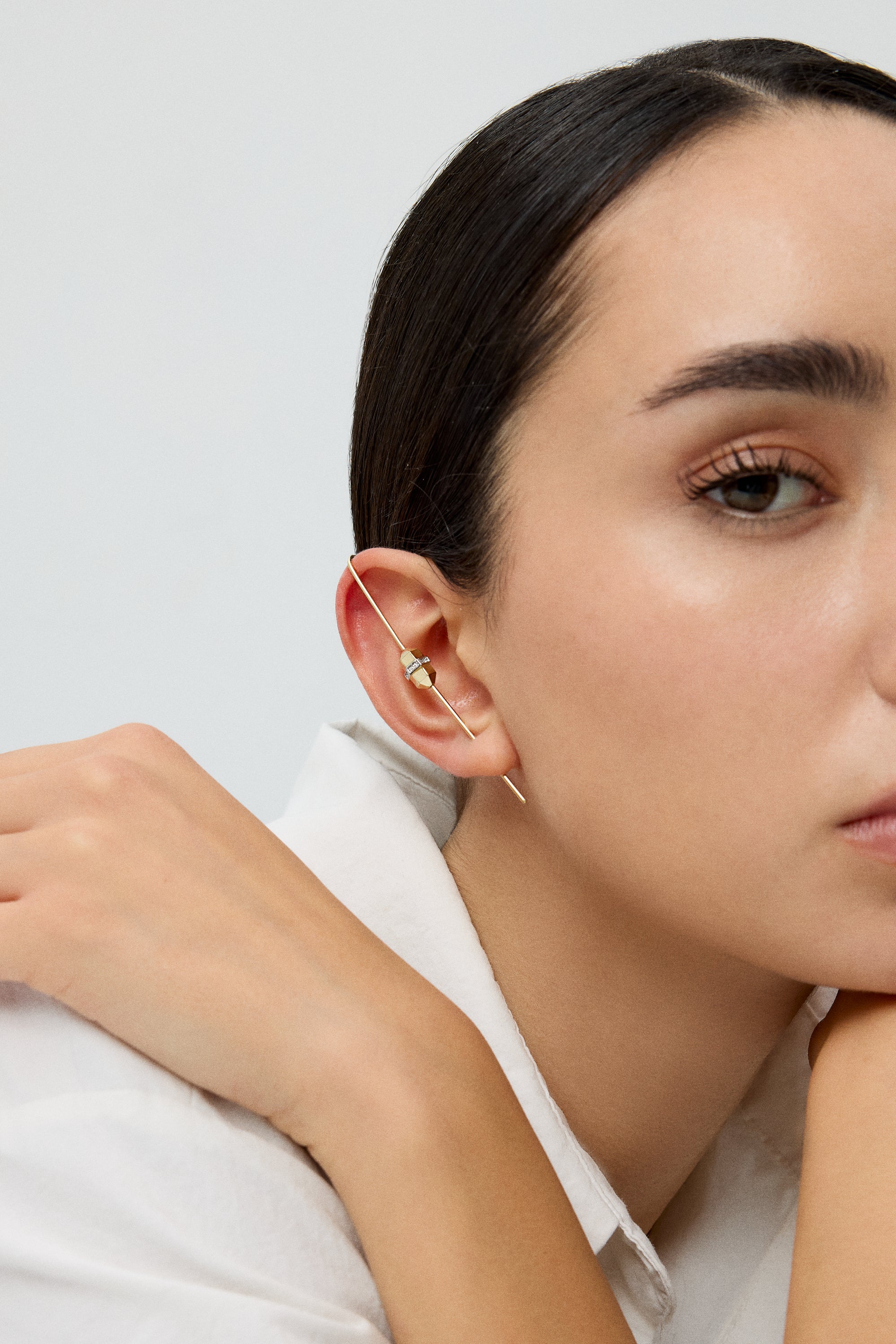 BULLETPROOF LINE GUARD EARRING-3